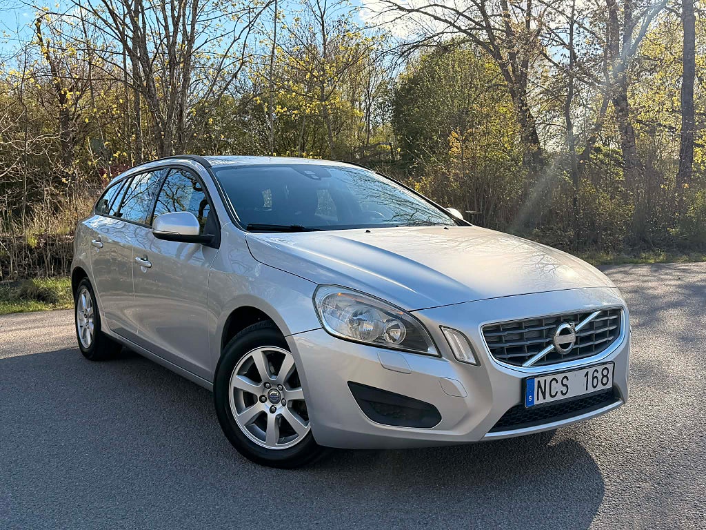Volvo V60 D2 Powershift Automat Kinetic Euro 5//Drag