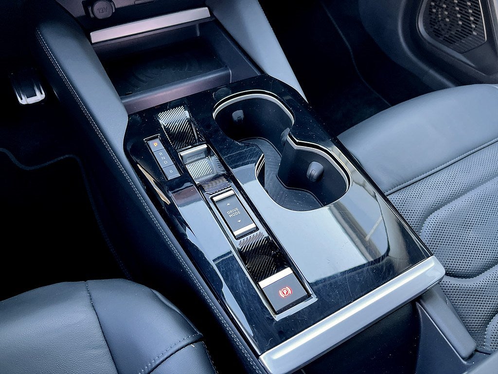 Bild på Citroën C5 X Shine Hybrid 225hk Aut - B-KAMERA, RATTVÄRME