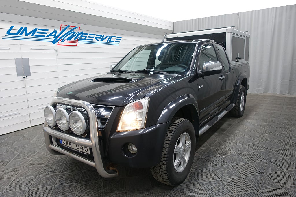 Isuzu D-Max Extended Cab 3.0 Aut Volymskåp *momsad*