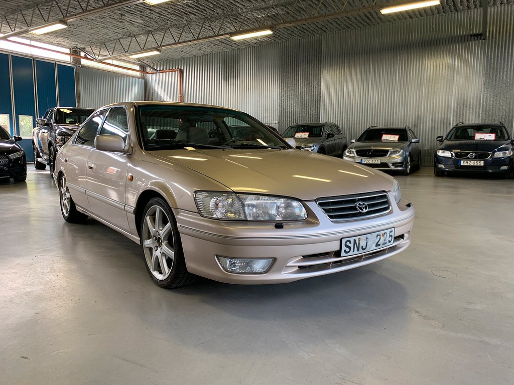 Toyota Camry 2.2 