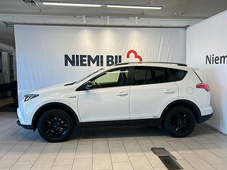 Toyota RAV4 Hybrid 2.5 AWD X-Edition Kamera Rattvärme S&V