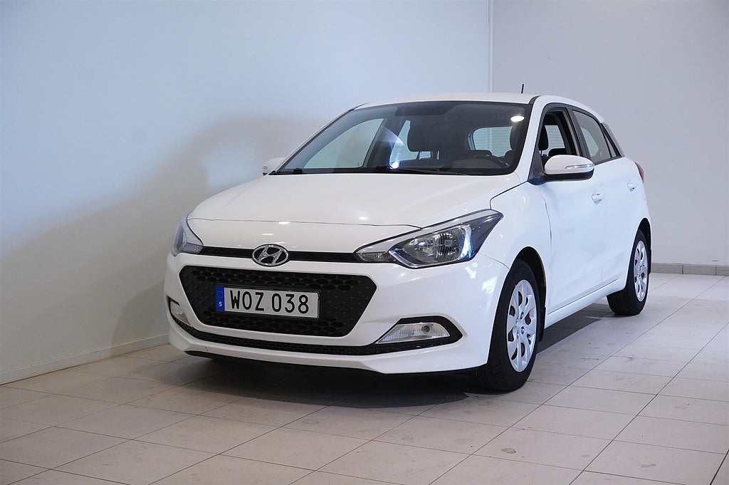 Hyundai i20 1,2 M5 Comfort Rattvärme | Ränta 3,95%
