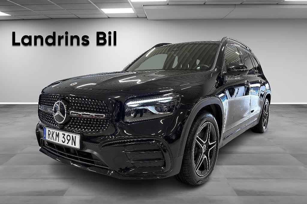 Mercedes-Benz GLB 220 d 4MATIC AMG Pano Drag Värmare Burmester