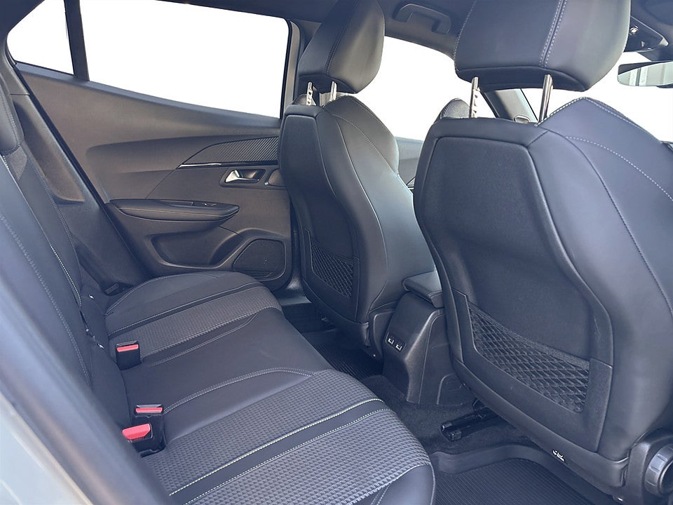 Bild på Peugeot 2008 GT 1.2 PT 130hk Aut B-KAMERA CARPLAY