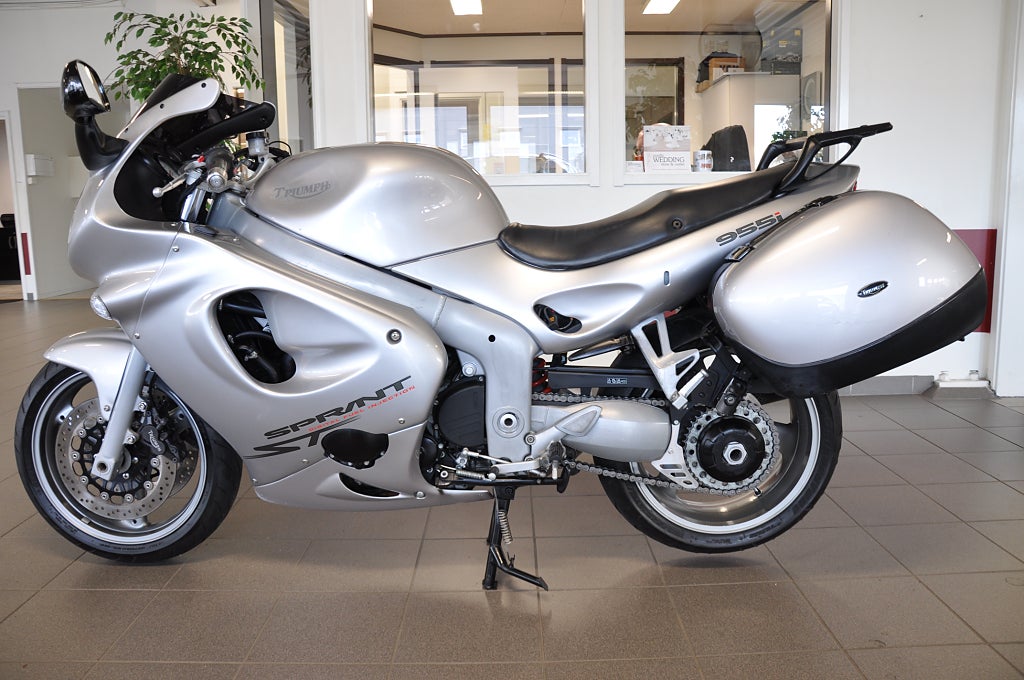 Triumph Sprint ST 955i 2004 - miniatyr 6