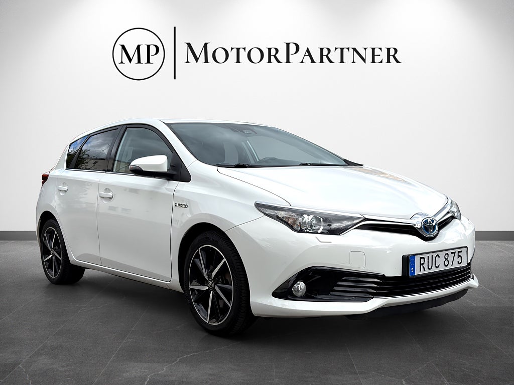 Toyota Auris Hybrid e-CVT Intense Edition Kamera Euro 6