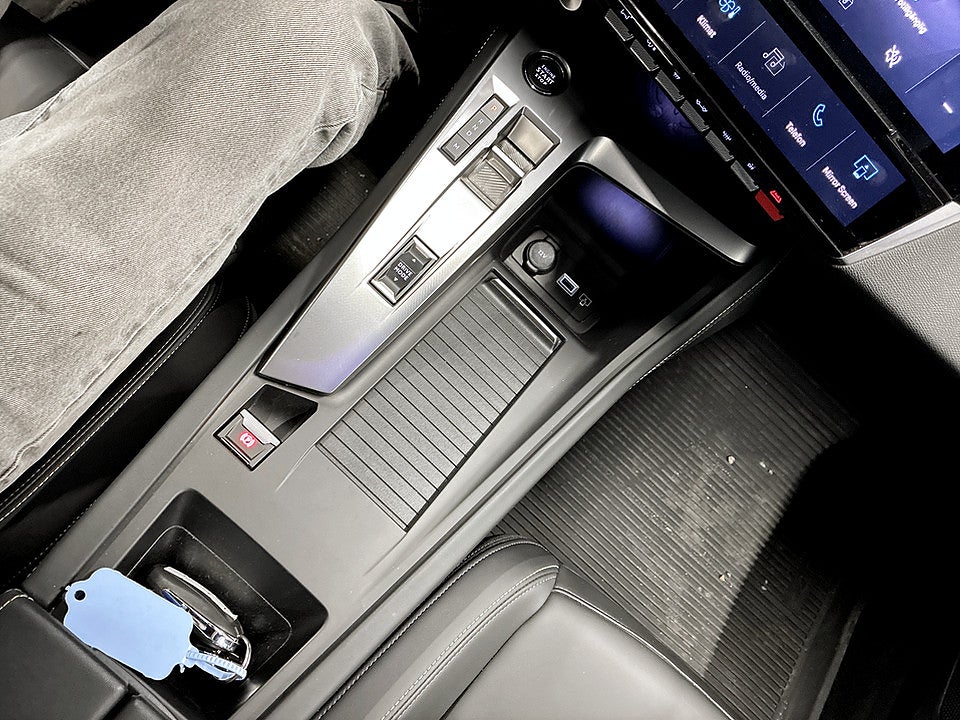 Bild på Peugeot 408 GT 1.2 PT 130hk Aut B-KAMERA NAVI