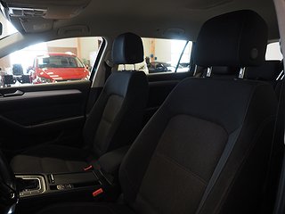 Kombi Volkswagen Passat 15 av 21