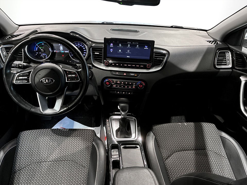 Bild på Kia Ceed Sportswagon PHEV 141hk Aut B-KAMERA CARPLAY FULLSERVAD