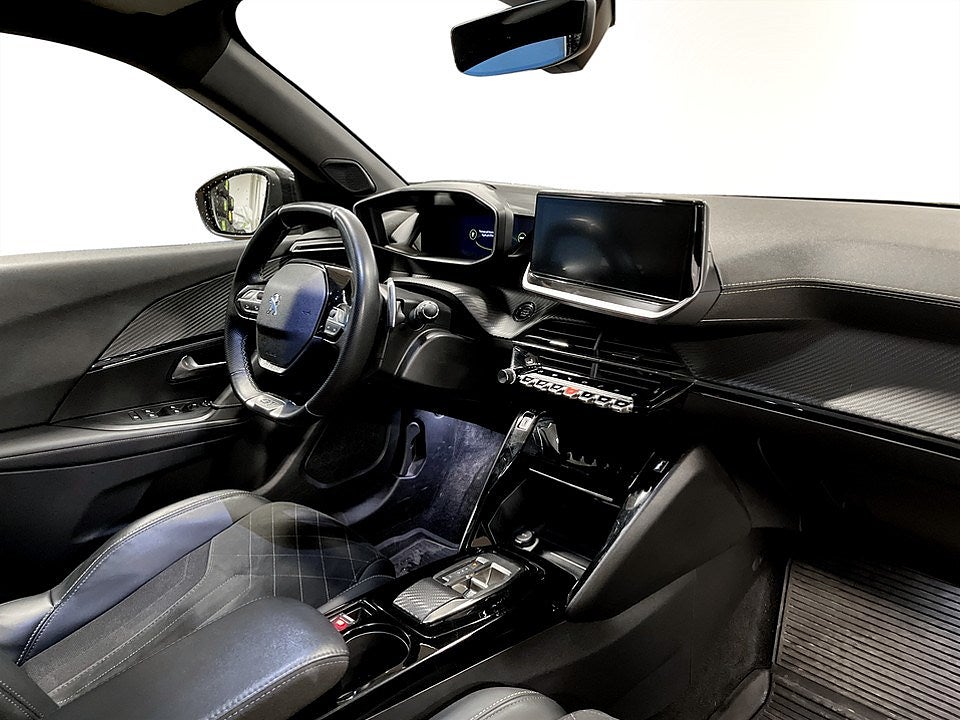 Bild på Peugeot 2008 GT 1.2 PT 155hk Aut - B-KAMERA, EL-BAKLUCKA
