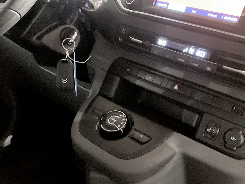 Bild på Citroën Jumpy Business Premium 2.0 BHDi 180hk Aut L3 - B-KAMERA, DRAG