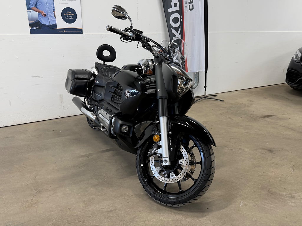 Honda Powersports GL1800C Gold Wing F6C Valkyrie 
