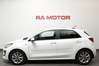 Halvkombi Kia Rio 3 av 22