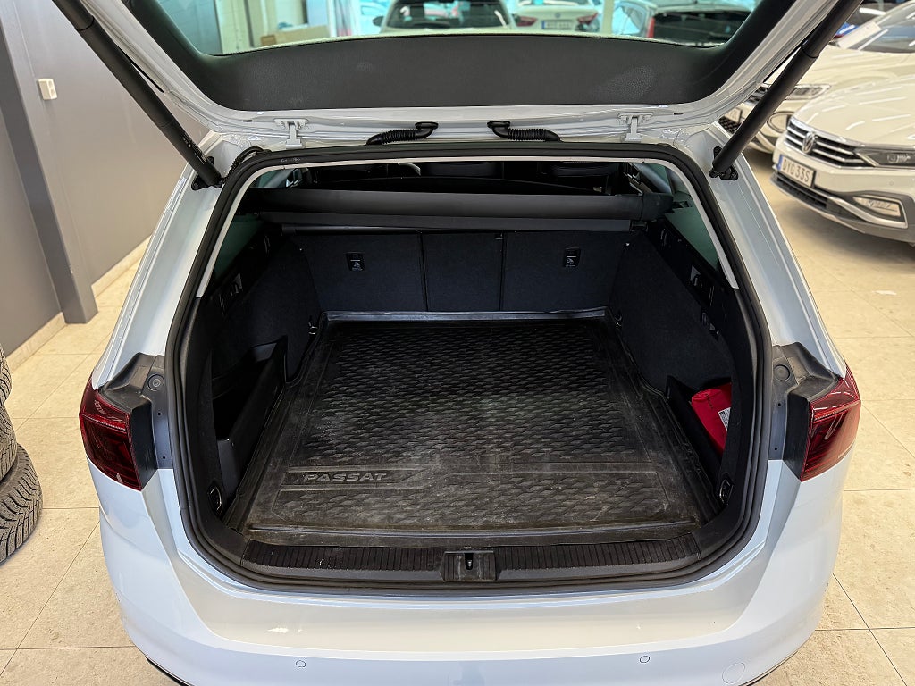 Volkswagen Passat 2.0 TDI 200hk 4Motion GT/4.99%/Drag/Värmare/Kamera