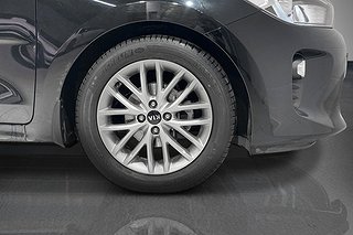 Halvkombi Kia Rio 6 av 25