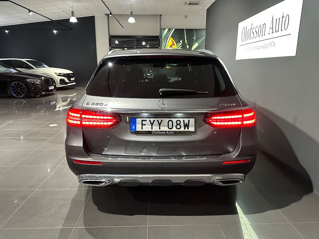 Mercedes-Benz E 220 d 4MATIC All-Terrain Panorama Burmester Värmare - bild 5