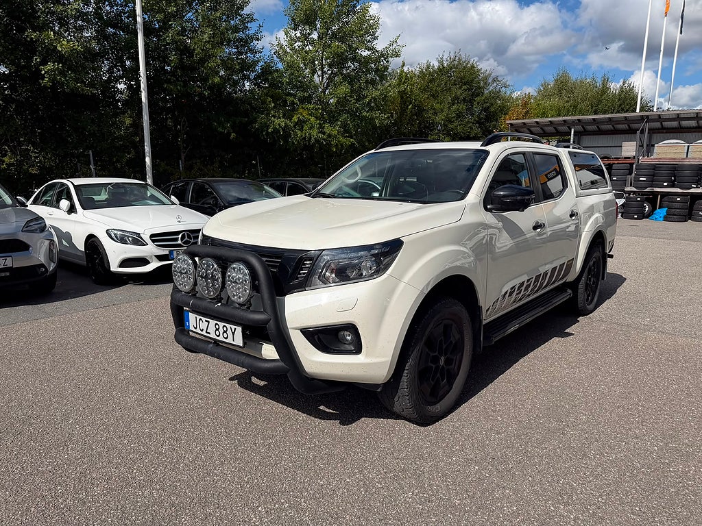 Nissan Navara 2.3 dCi 4WD AUT N-GUARD KÅPA VÄRMARE SLÄDE 