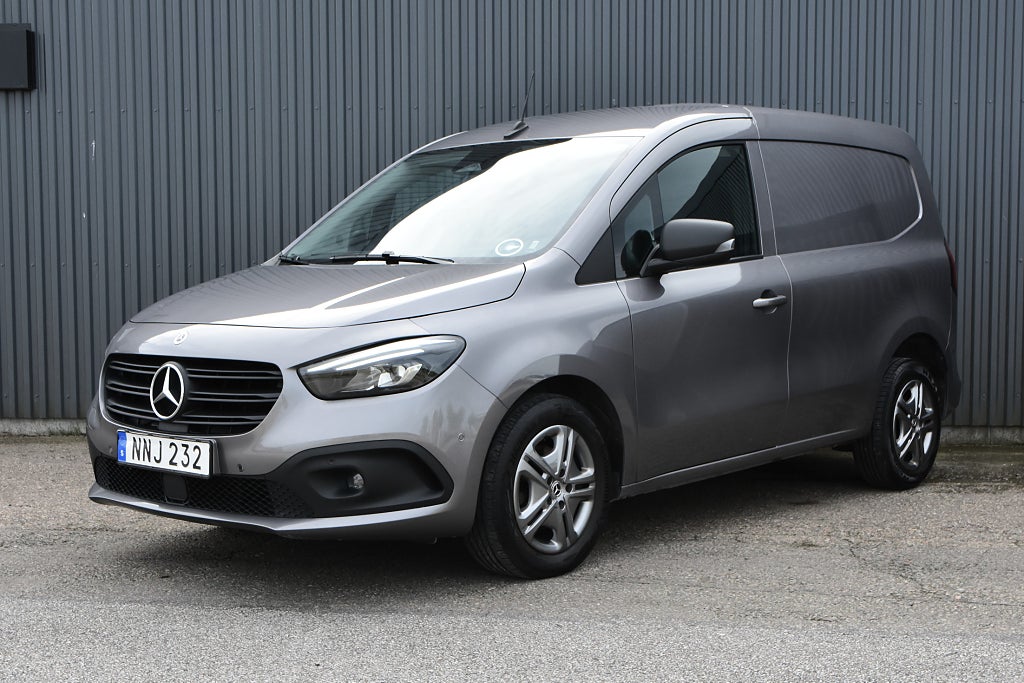 Mercedes-Benz Citan 110 CDI PRO / Kamera / Navigation / Dragkrok / Moms 