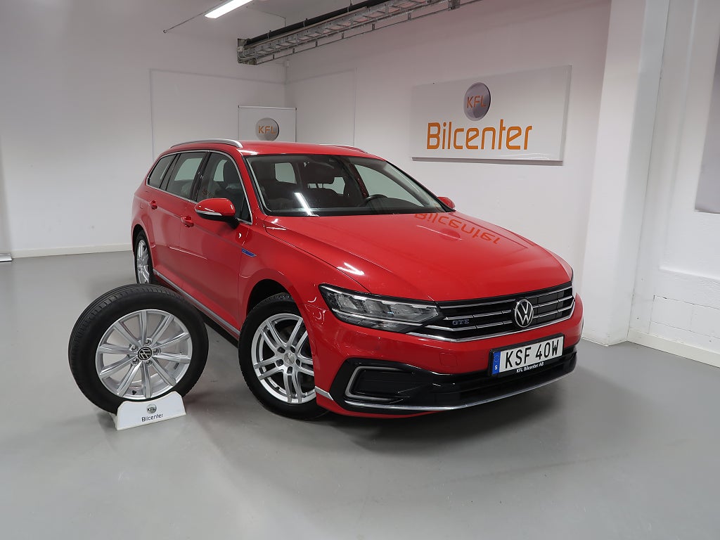 Volkswagen Passat *KFL 10 år 2,99%* GTE 1.4 TSI V-Däck ingår Drag-Kamera-Navi-Värm