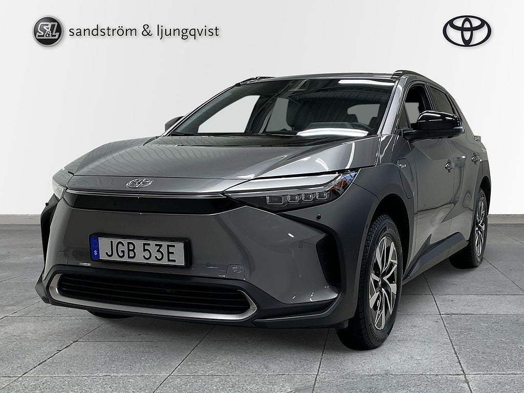 Toyota bZ4X AWD EXECUTIVE 18