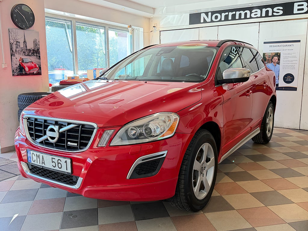 Volvo XC60 2.4D AWD Geartronic R-Design Drag/M+Värm