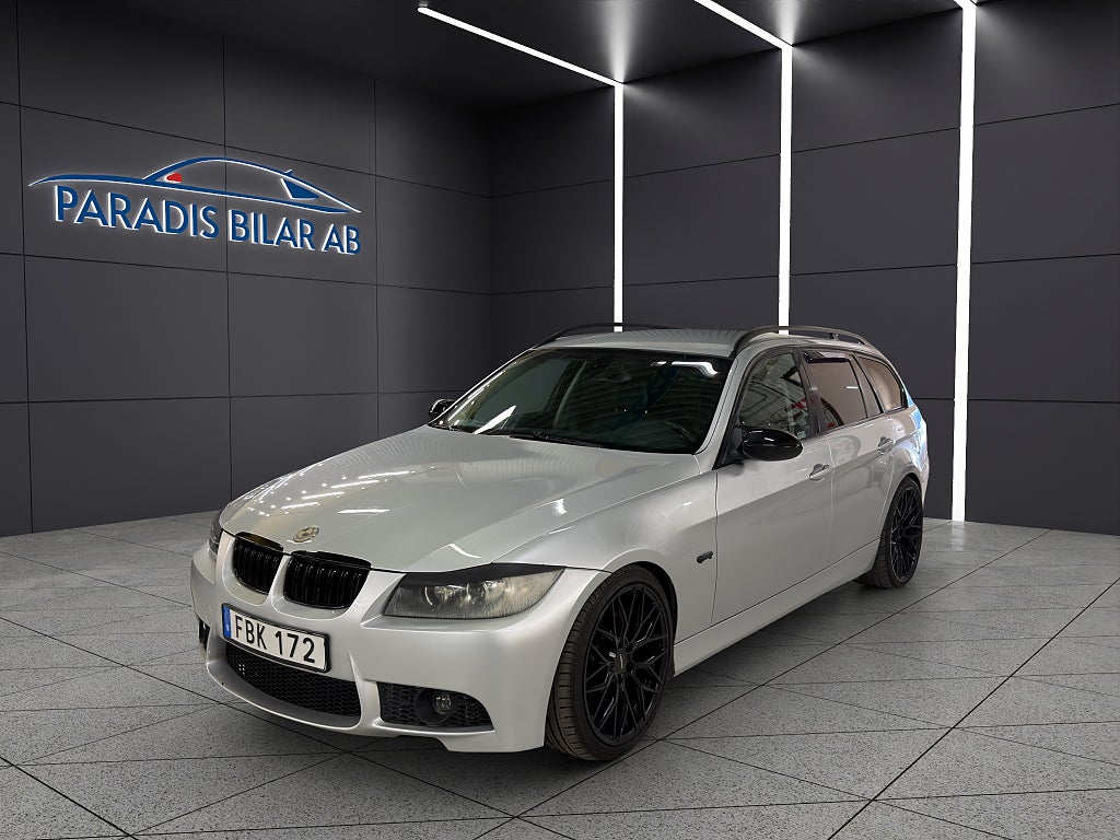 BMW 325xi Touring Advantage, Comfort, A-traktor