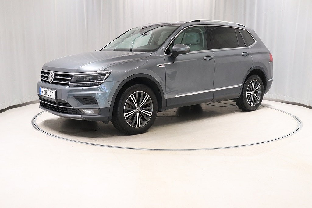 Volkswagen Tiguan Allspace TSI 220Hk 4Motion Drag Värmare Pano