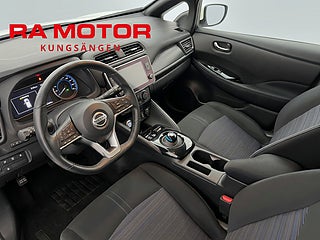 Halvkombi Nissan Leaf 11 av 23