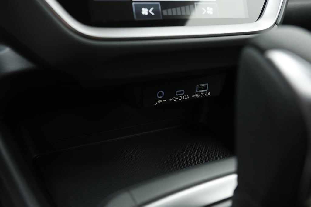 Subaru Crosstrek 2.0 Adventure| Dragkrok & Vinterhjul