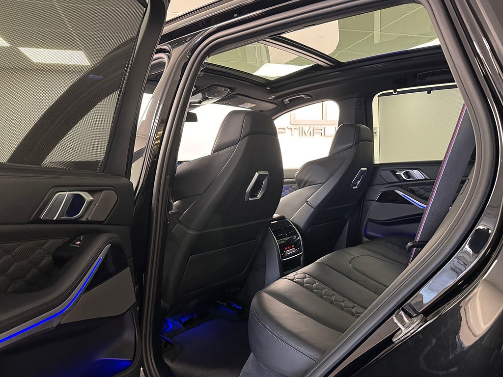 BMW X5 M Competition Sky-Lounge 625HK Svensksåld SE SPEC* bild 17