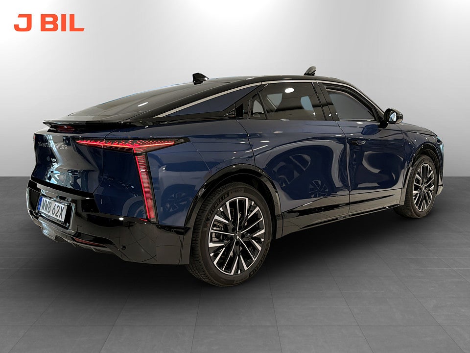 Bild på DS N°8 Étoile 97.2 kWh 349hk Aut AWD B-KAMERA CARPLAY PANO