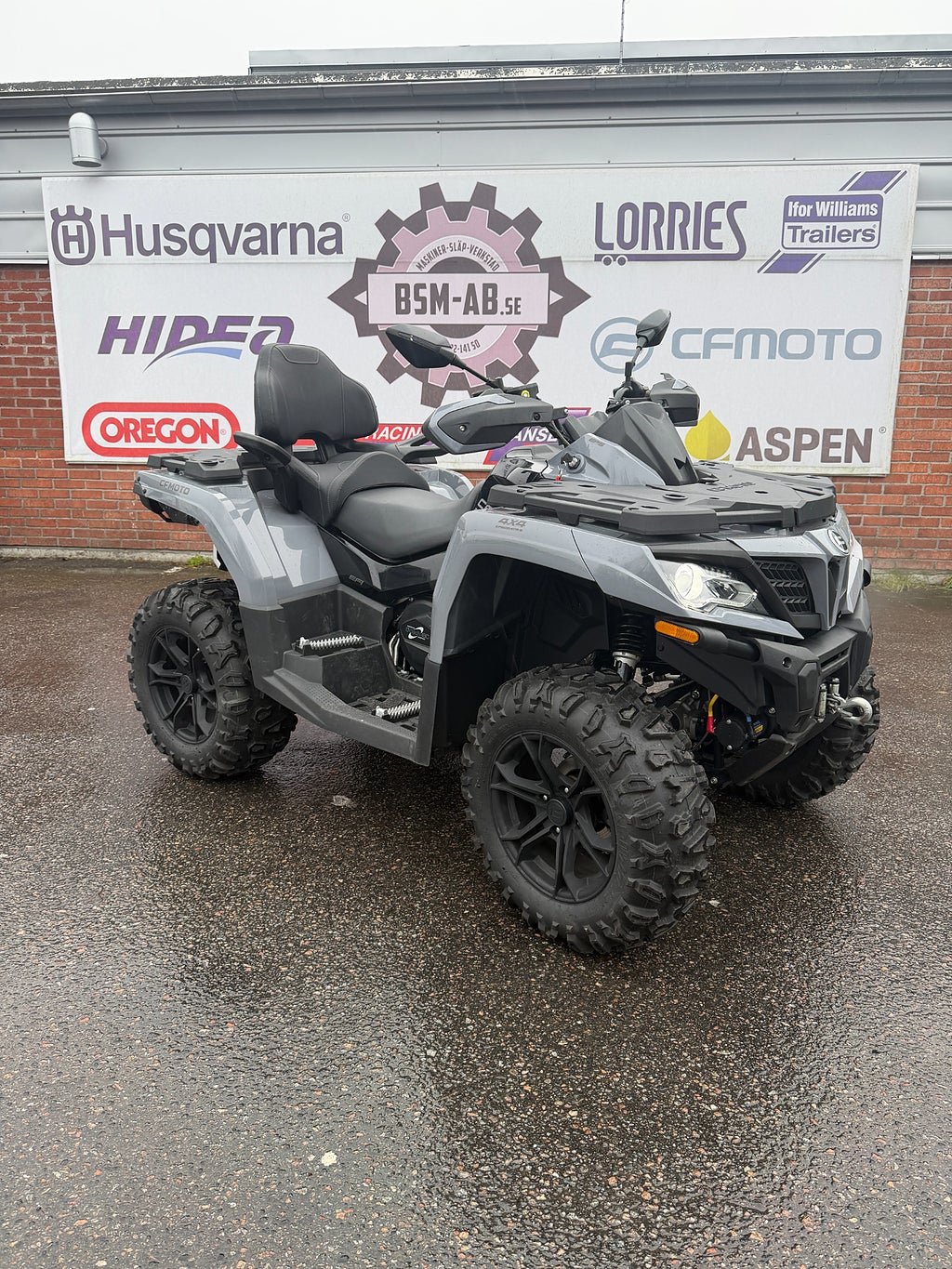 CFMOTO 850XC Grey Ed EPS Touring  -Handvärme + Plog-