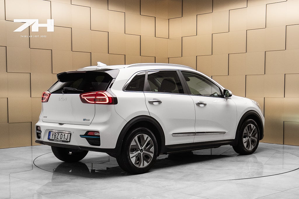Kia Niro e- 64 kWh Advance Plus MOMS / Kamera / Adap. Farhållare