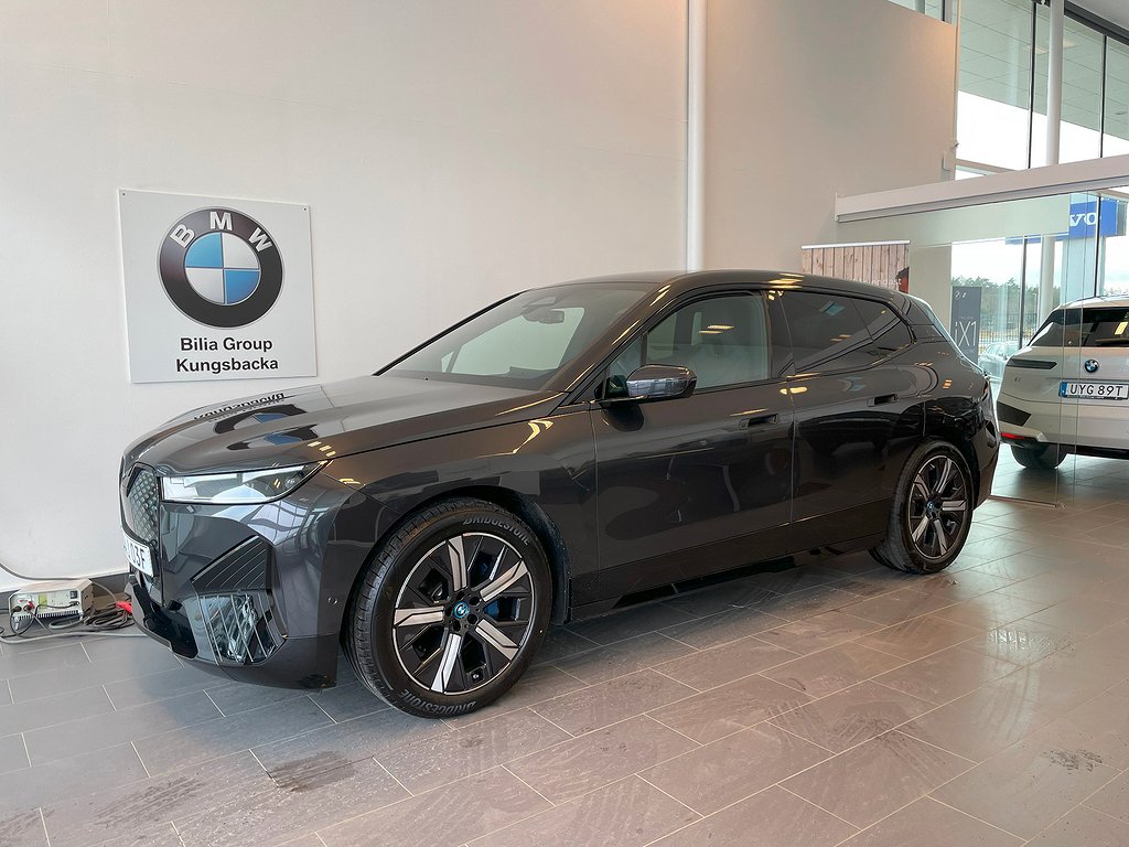 BMW iX xDrive50 Sport line | H&K | Drag | Komfortåtkomst