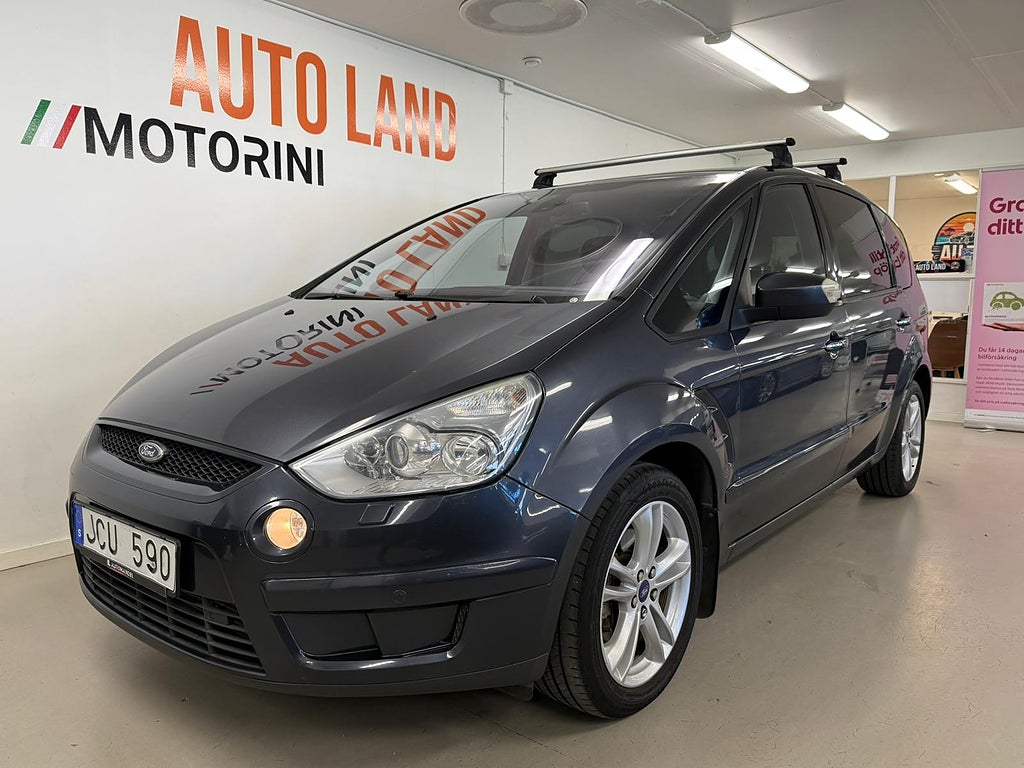 Ford S-Max NU I LAGER EN OTROLIGT FIN OCH VÄLVÅRDAD FORD 