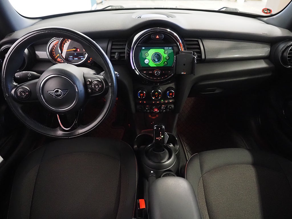 MINI Cooper 3-d DCT Automat 136hk | Pepper | Mini Visual Boost 2019