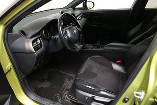 SUV Toyota C-HR 9 av 23