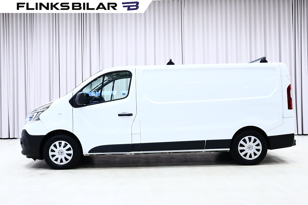 Renault trafic 145HK L2|Automat|Inredd|Drag|Värmare|GPS|B-kamera
