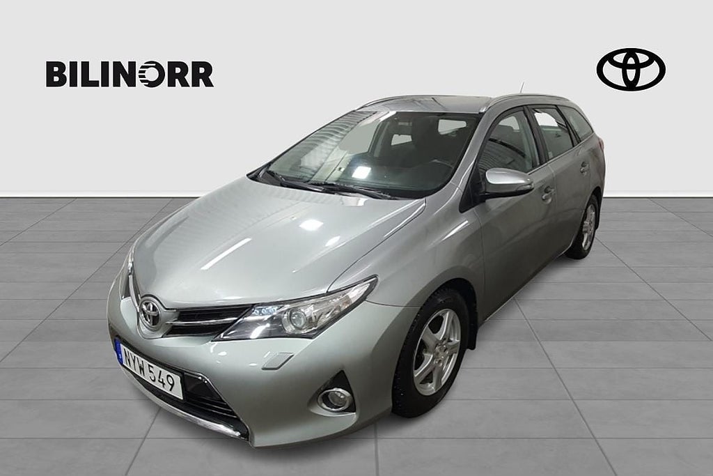 Toyota Auris 1.4 D-4D DPF TOURING SPORTS ACTIVE V-HJUL