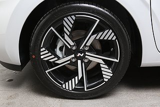 Halvkombi Hyundai i10 4 av 22