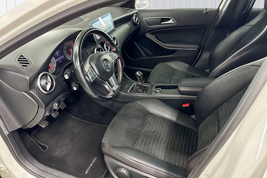 Mercedes-Benz A 2015