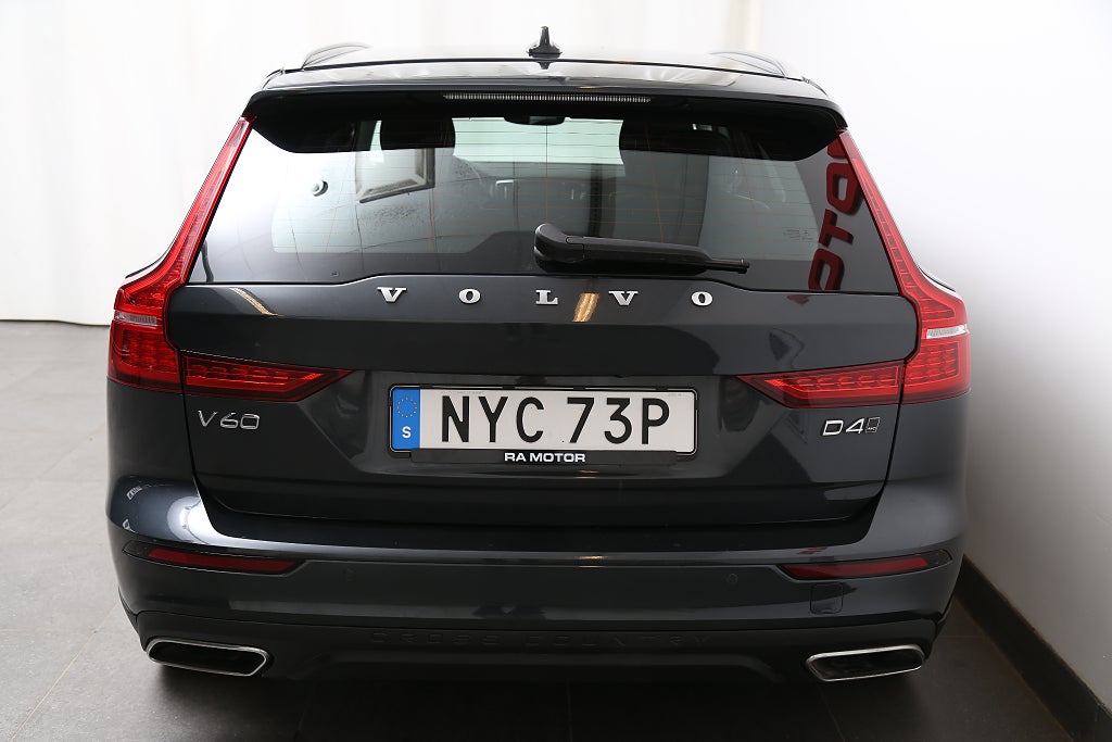 Volvo V60 Cross Country D4 190hk Edition AWD Aut BLIS Kamera VOC Dragk 2020