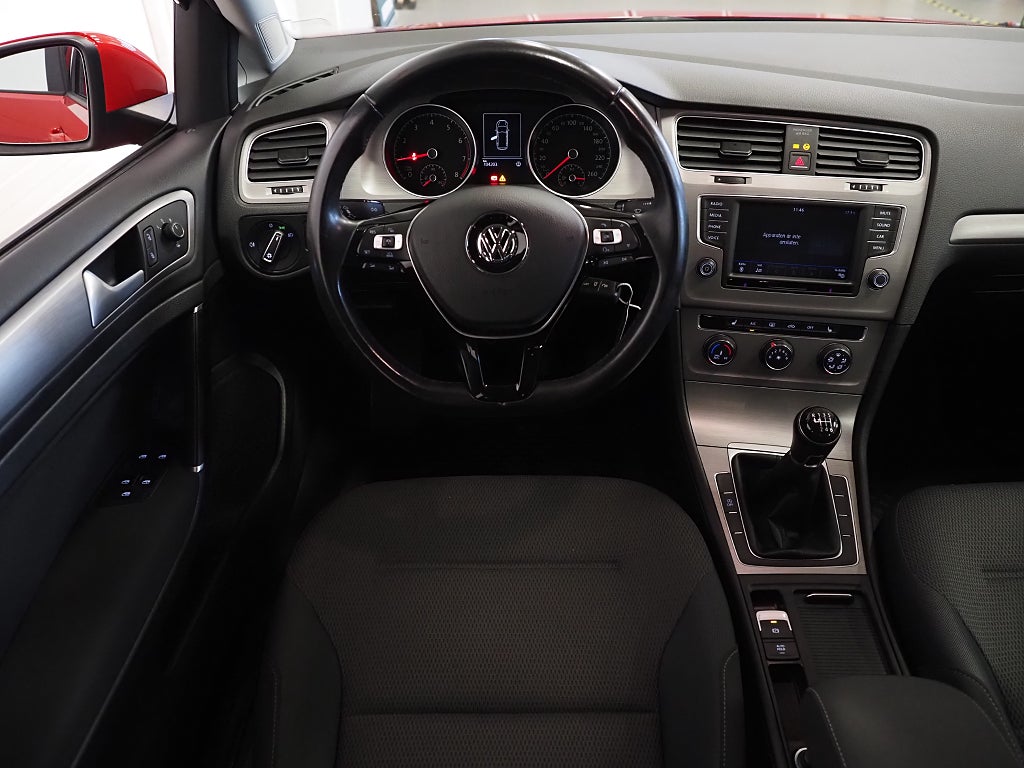Volkswagen Golf Sportscombi 1.2 TSI 110hk | Drag | Backkamera | 2017