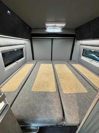 Husbil-halvintegrerad Robeta Kronos 180HK AUT 17 av 31
