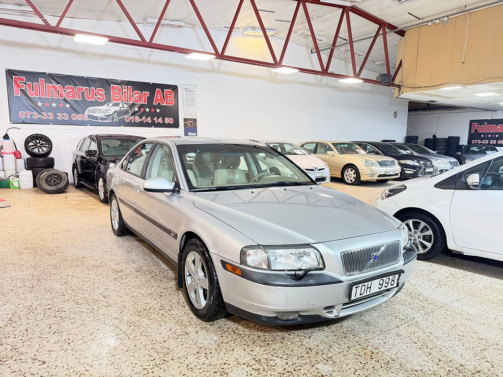 Volvo S80 2.4T Business Dragkrok Ny Besiktad Ny Servad 200HK