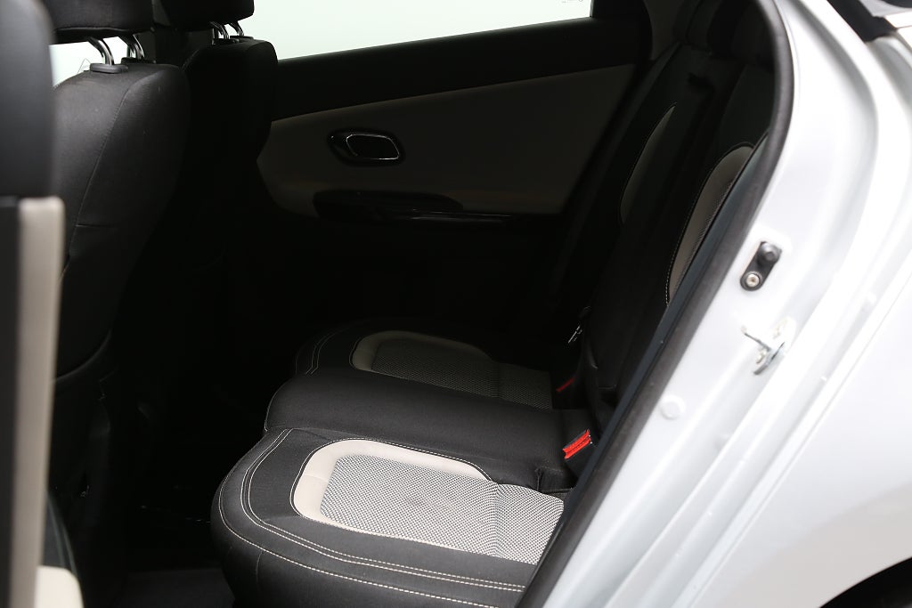 Kia Ceed cee'd_sw 1,6 CRDi 128hk Komfort Motorv Drag 2013