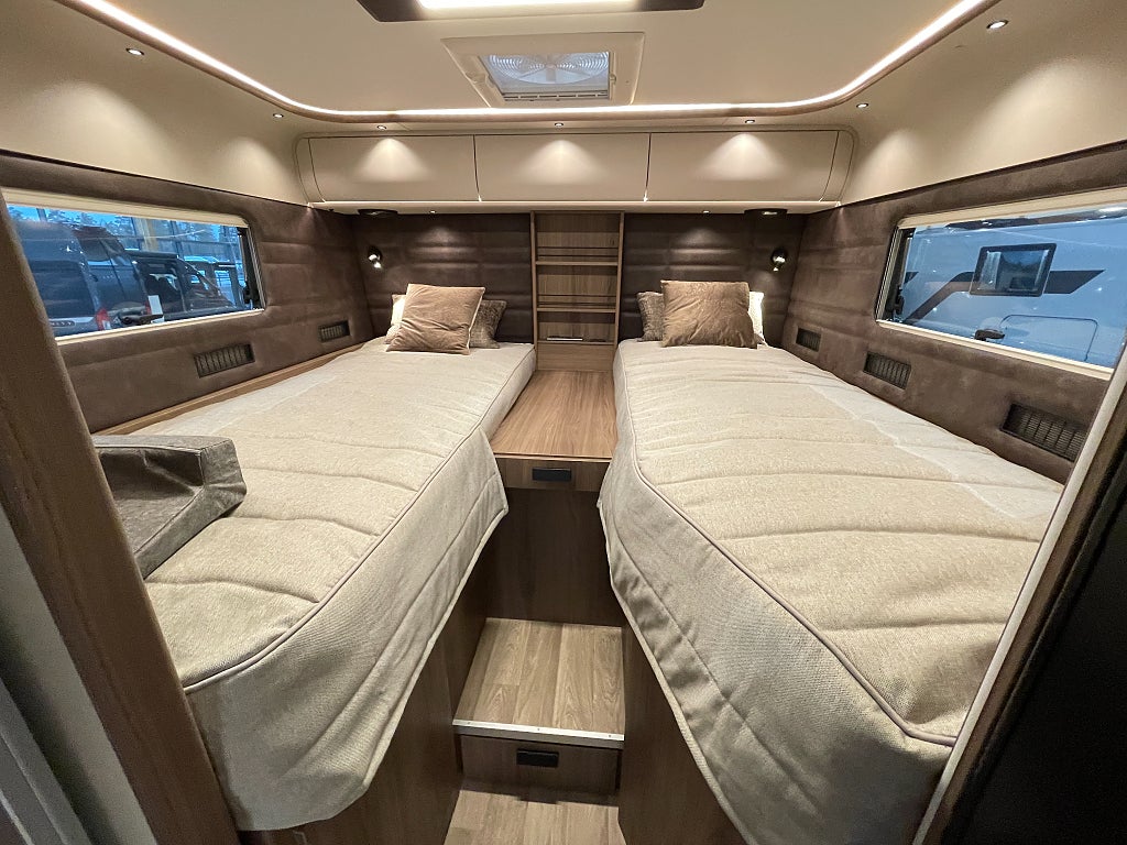 Kabe Novum Compact 720 LGB /B-körkort/ALDE/Mercedes/Face2Face - Kabe