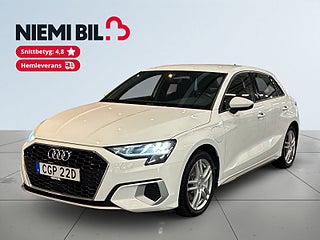 Audi A3 40 TFSI e S Tronic S&Vhjul/Kamera/Carplay/AdaptivF/MOMS – bild 1