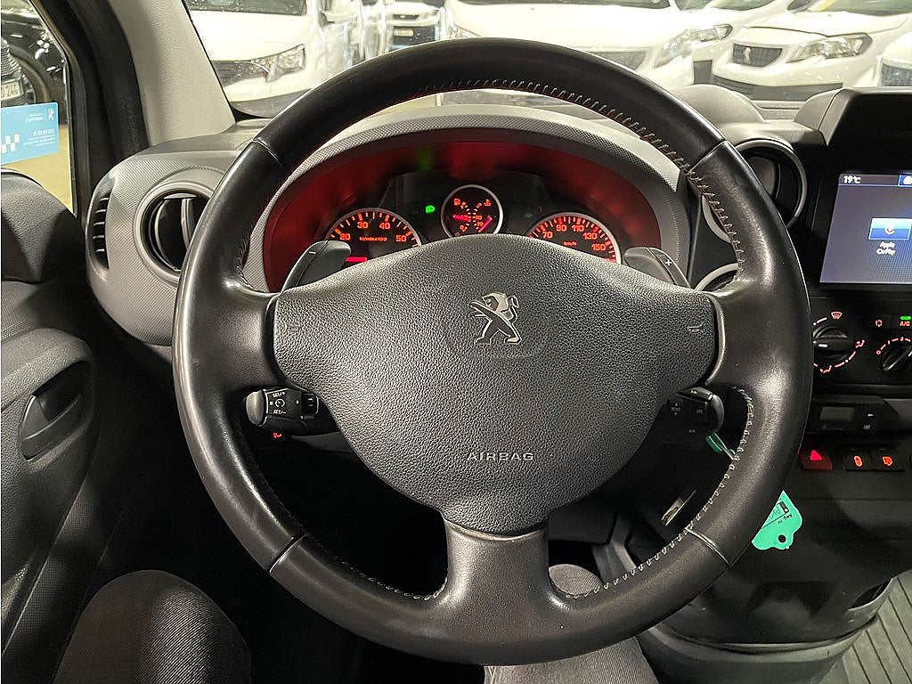 Bild på Peugeot Partner 1.6 BHDi 100hk EGS Aut L1 - NYSERVAD