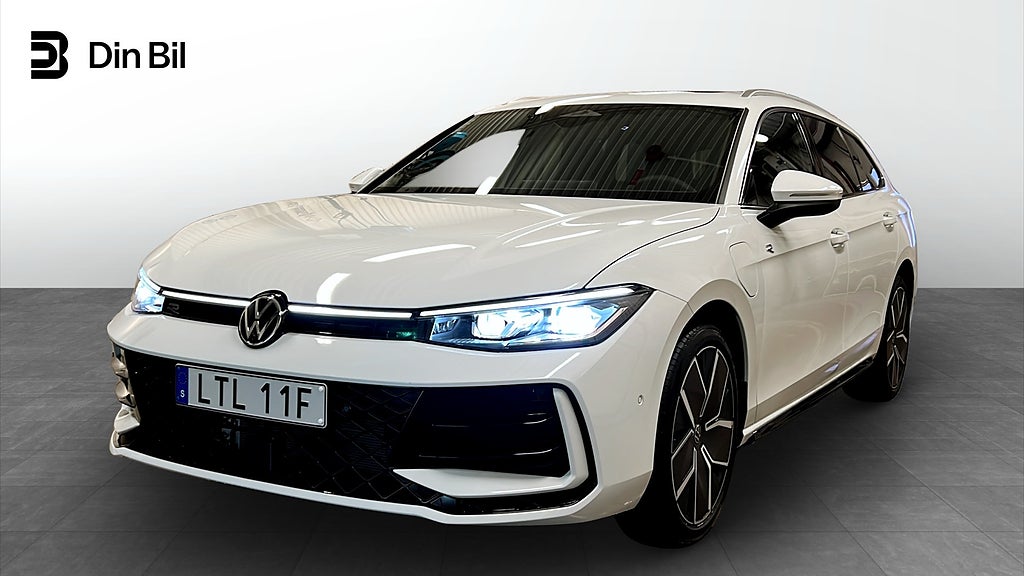 Volkswagen Passat eHybrid 272 R-Line Pano HuD Drag